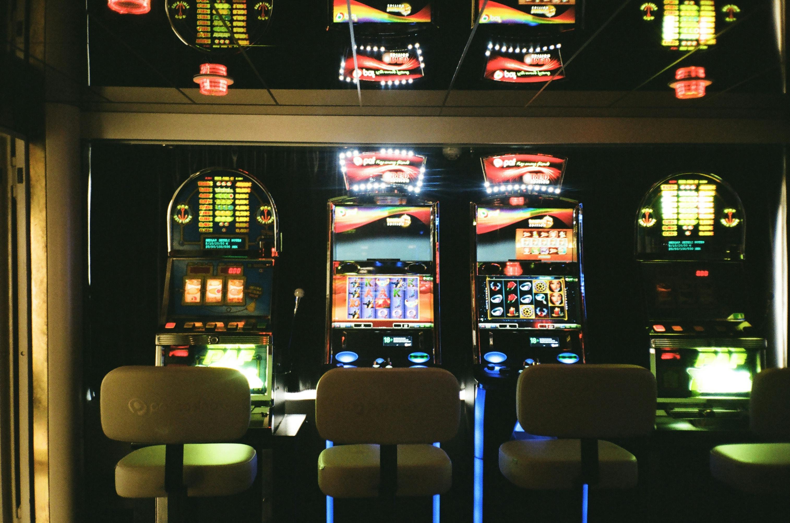 စလော့ Provider များ Pragmatic Play NetEnt Microgaming